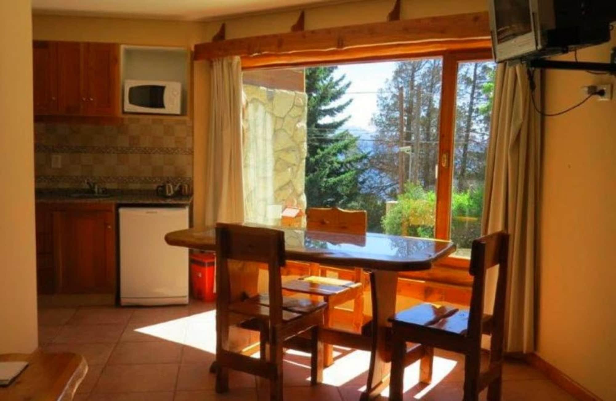 Apart Altos Del Nahuel San Carlos de Bariloche Bagian luar foto