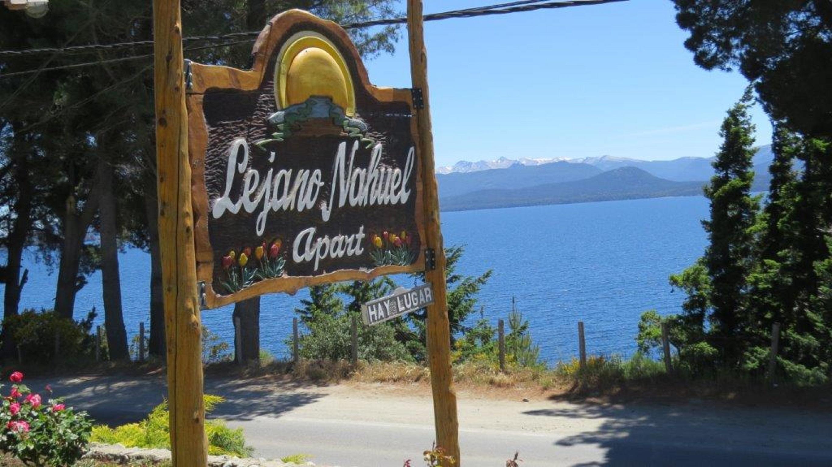 Apart Altos Del Nahuel San Carlos de Bariloche Bagian luar foto